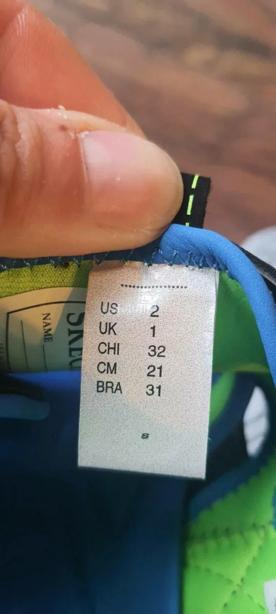 Sketchers shoes - Image 4