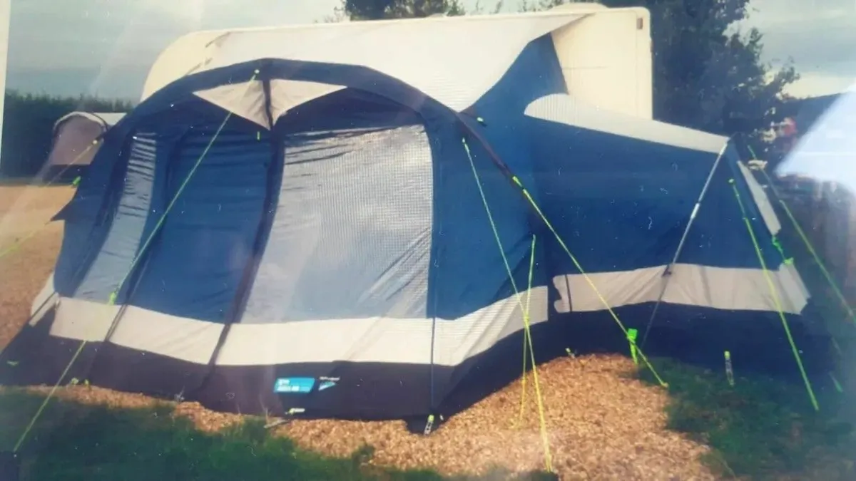 2010 Bailey: 2 Berth + Motormover + Air Awning - Image 4