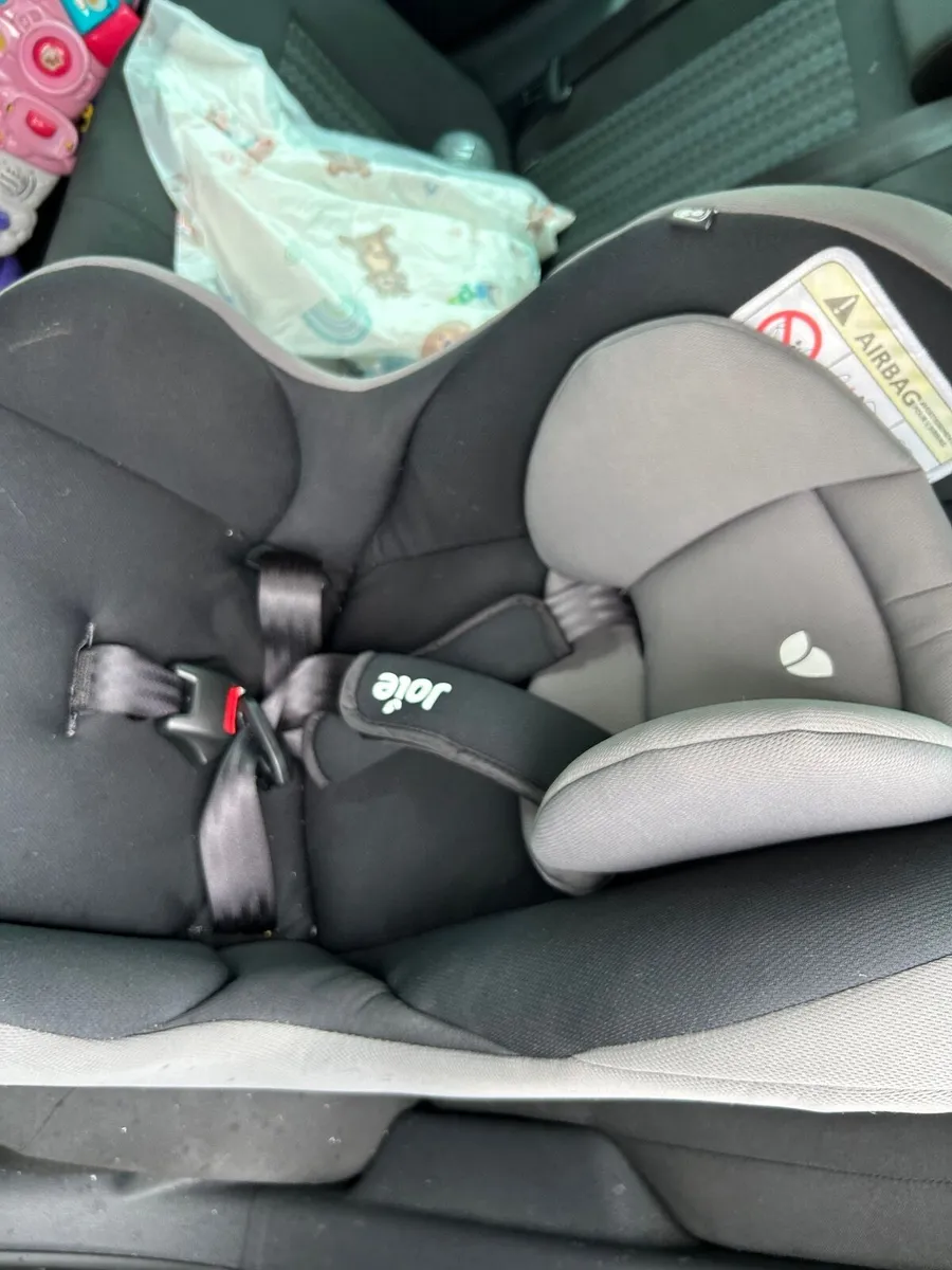 Car baby seat - Image 1
