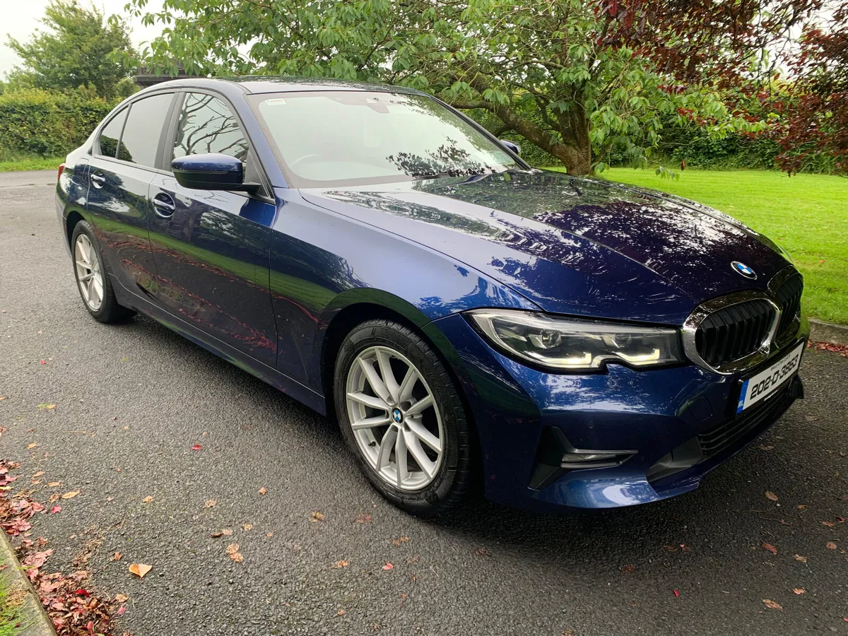 BMW 3-Series 2020 318d - Image 4