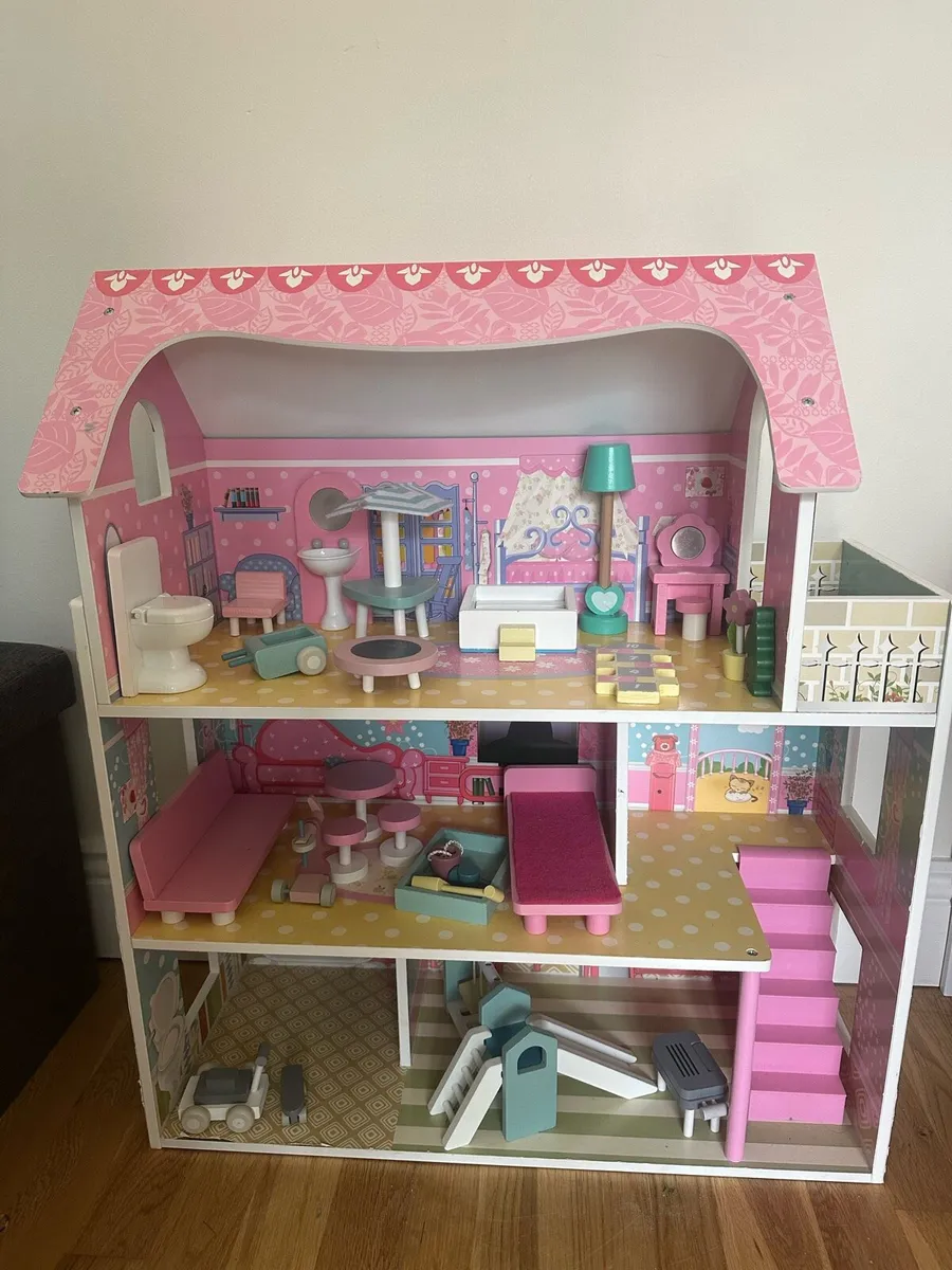 Wooden Dolls House - Image 2