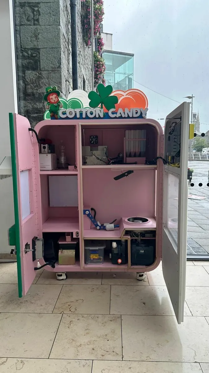 Cotton Candy Vending Machine - Image 3