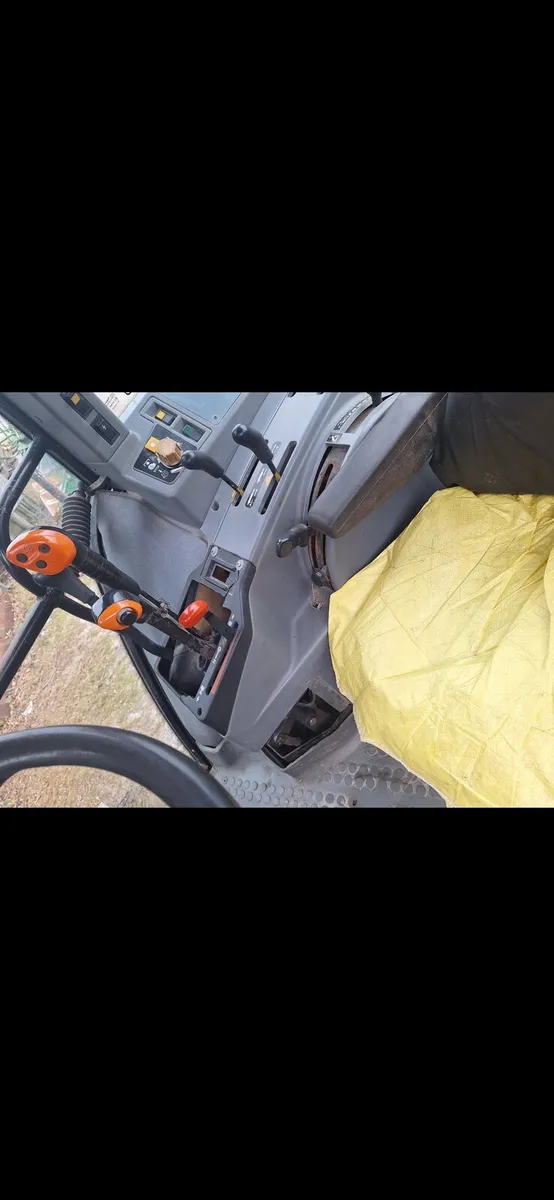 New holland 7740 - Image 4