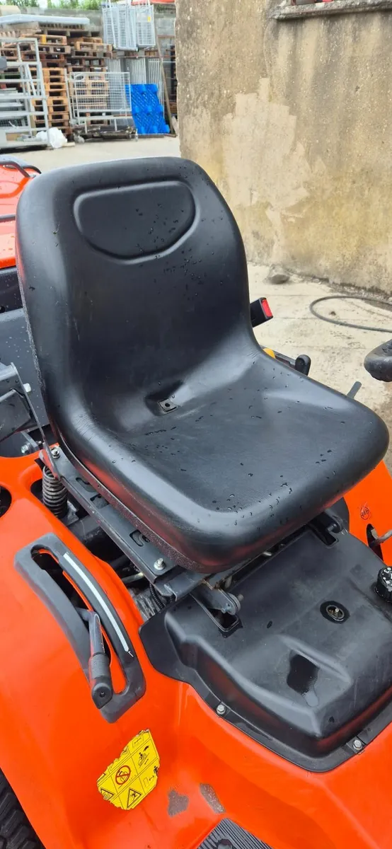 Kubota g23  Low dump - Image 4