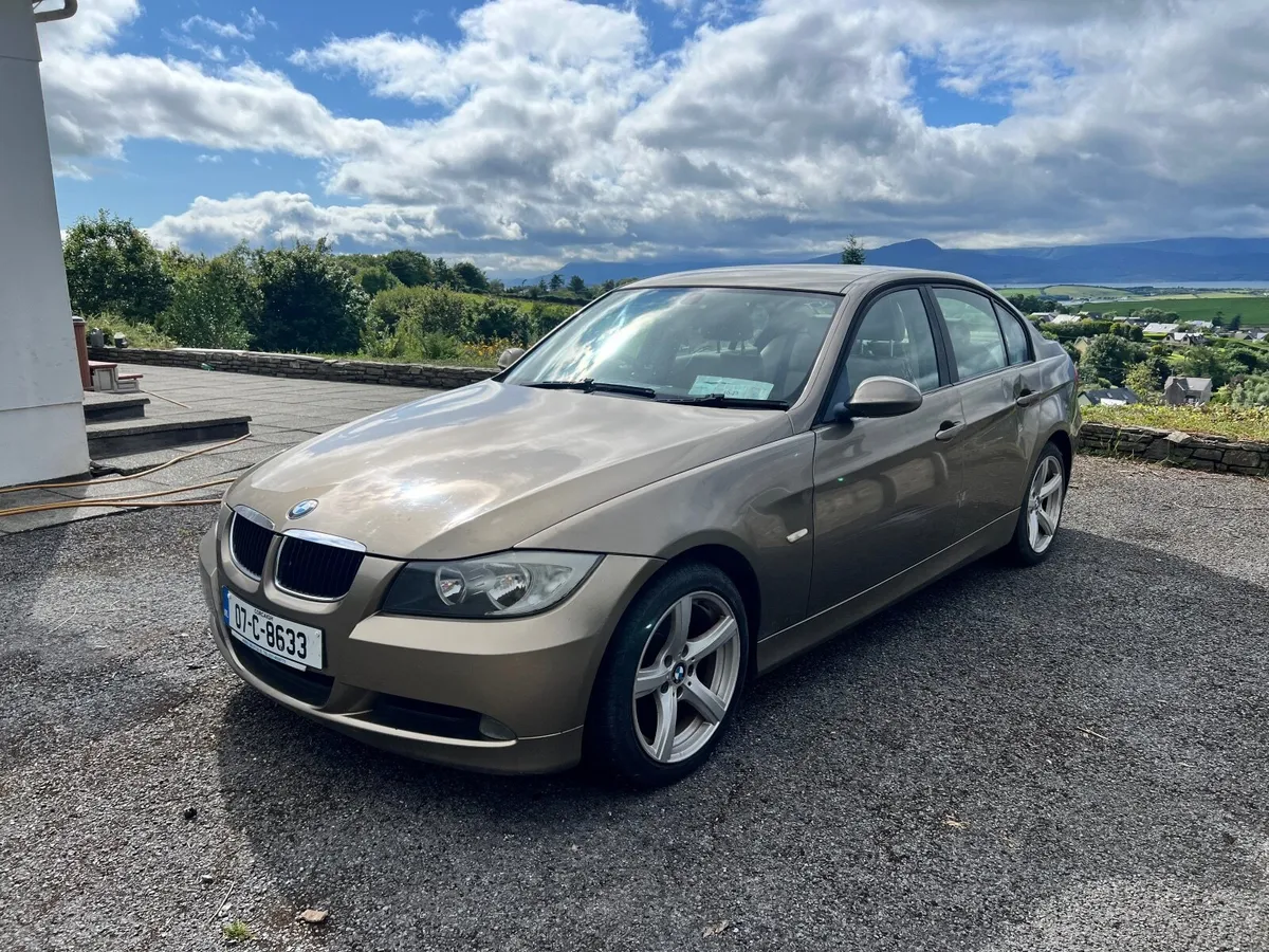 2007 BMW 318i for spares or repairs - Image 1