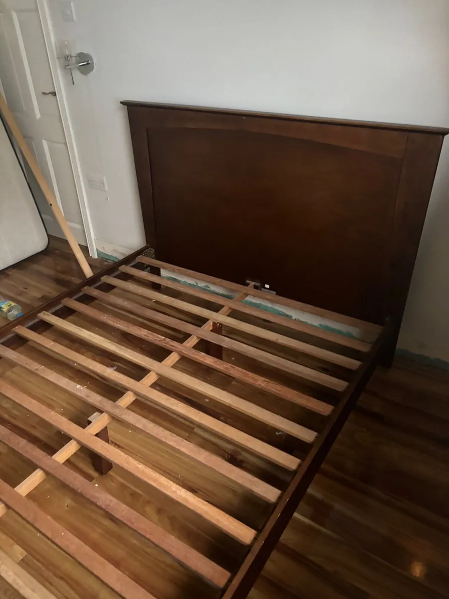 Mahogany Double Bed - Image 2