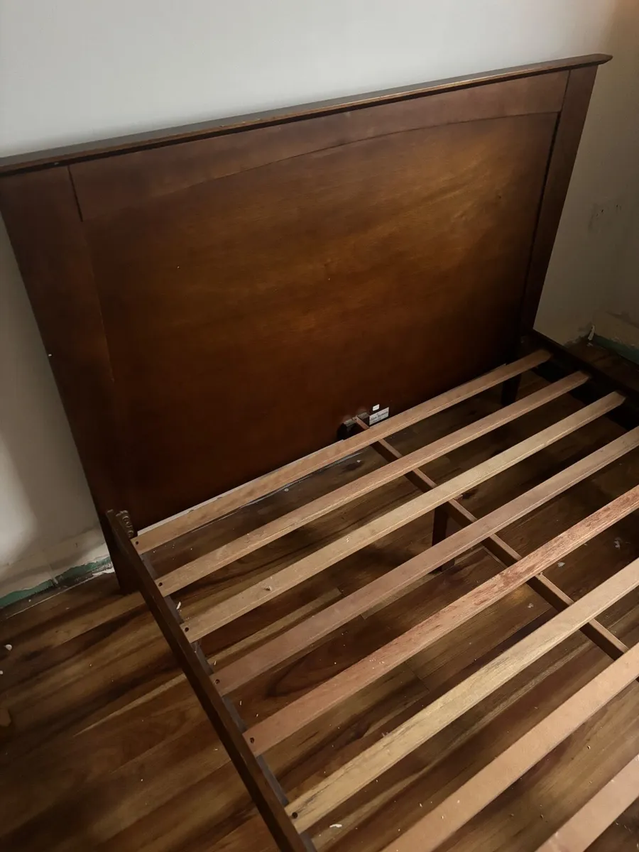 Mahogany Double Bed - Image 4