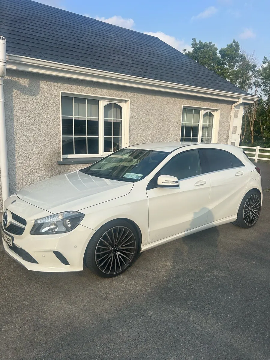 172 Mercedes Benz A180d - Image 2