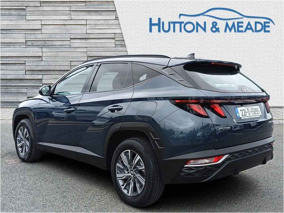 Hyundai Tucson Executive HEV 1.6 Petrol 5dr - Image 3