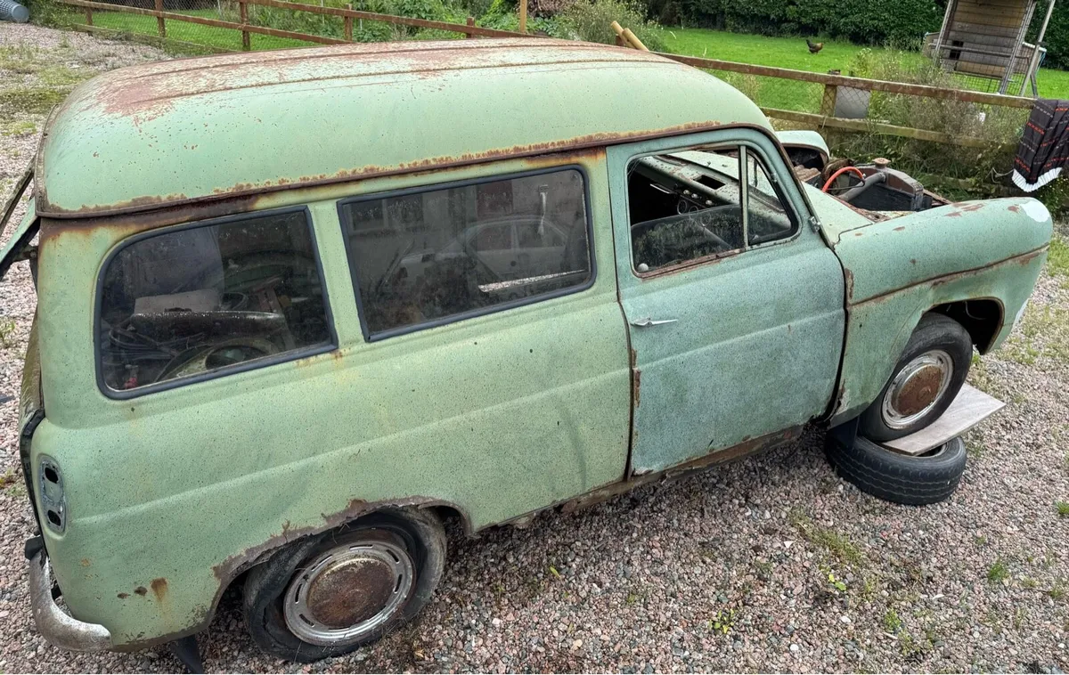 Ford 100e Escort Estate - Image 4