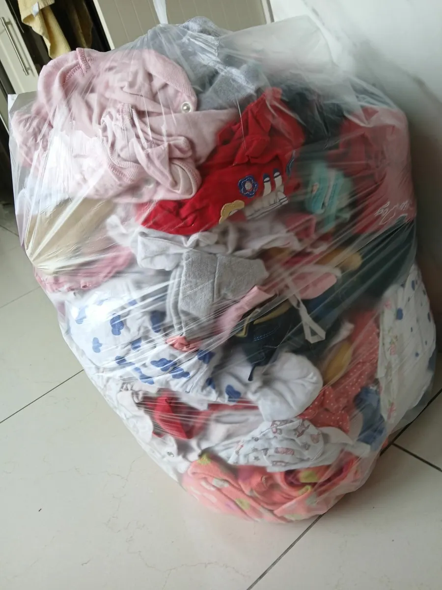 6 bags of girls clothes bundle 12 - 18 months - Image 3