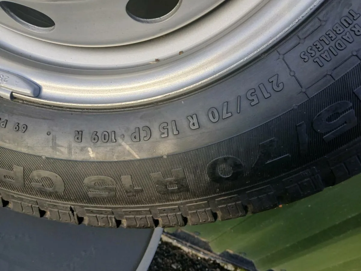 Spare wheel and tyre - Image 2