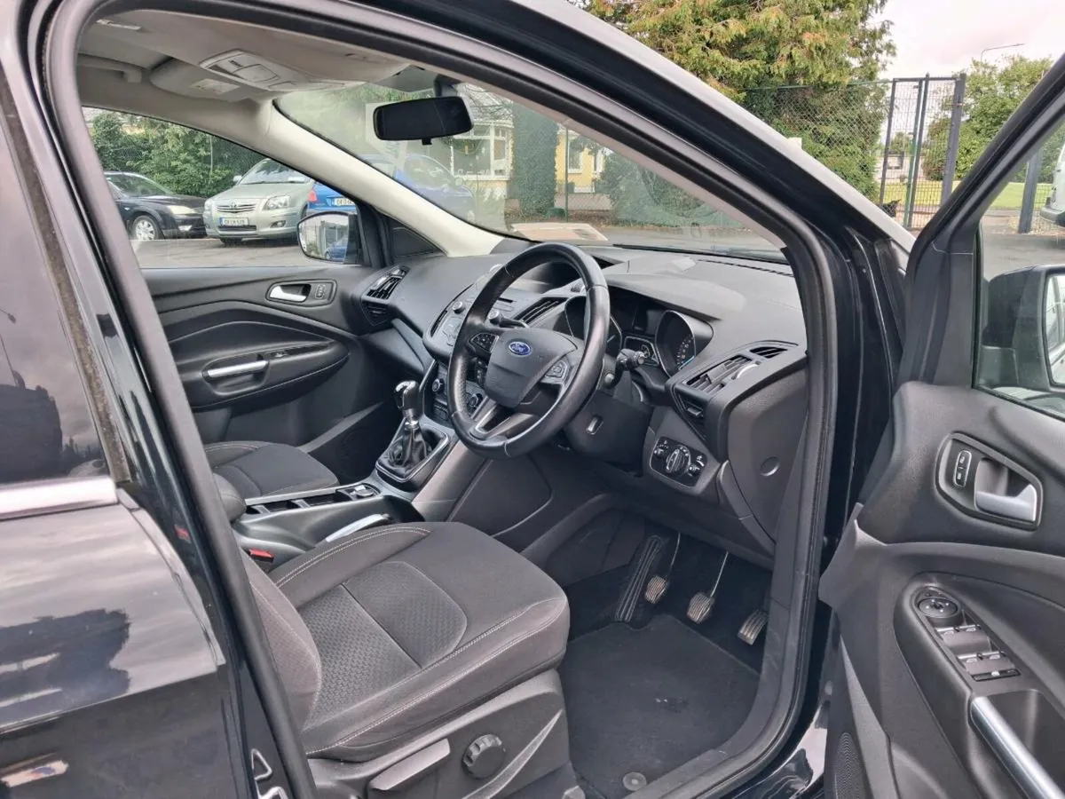182 FORD KUGA ZETEC 1.5 COMMERCIAL - Image 4