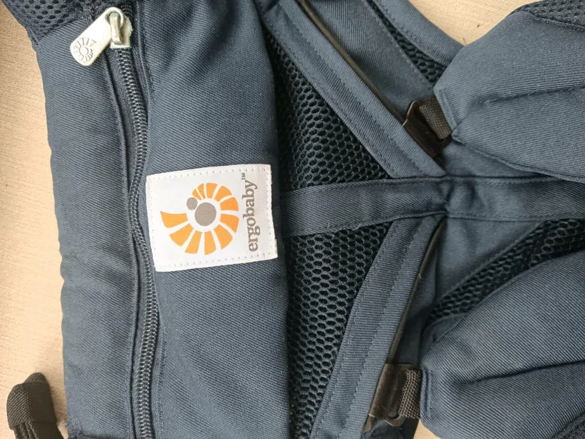 Ergobaby Omni 360 baby carrier - Image 3