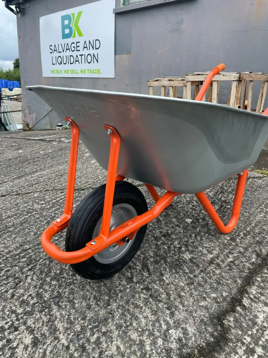 120L wheel barrows - Image 3