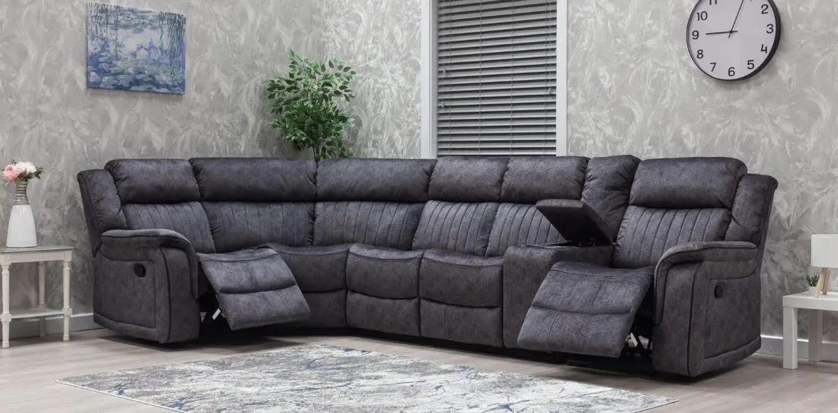 New fabric corner sofa - Image 2