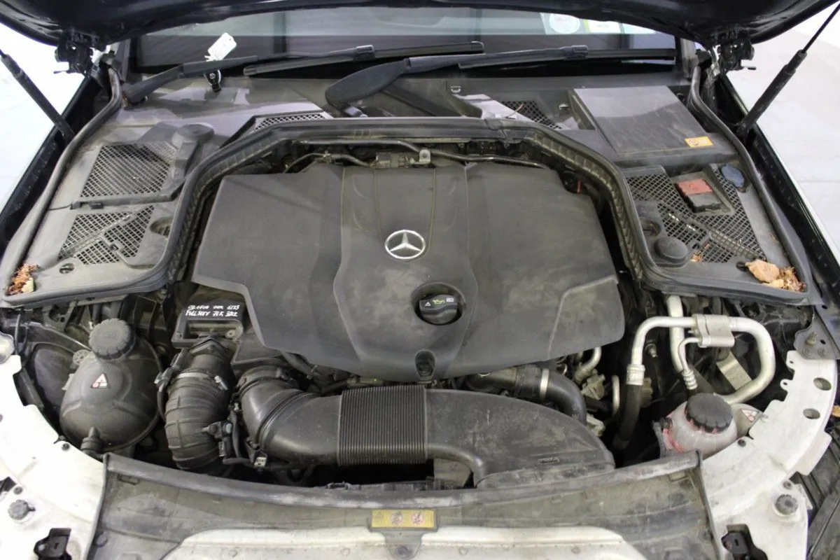 Mercedes-Benz C-Class C 220 D A/T SE Auto - Image 4