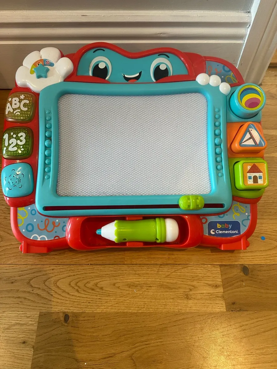 Baby Clementoni Magnetic Easel - Image 2