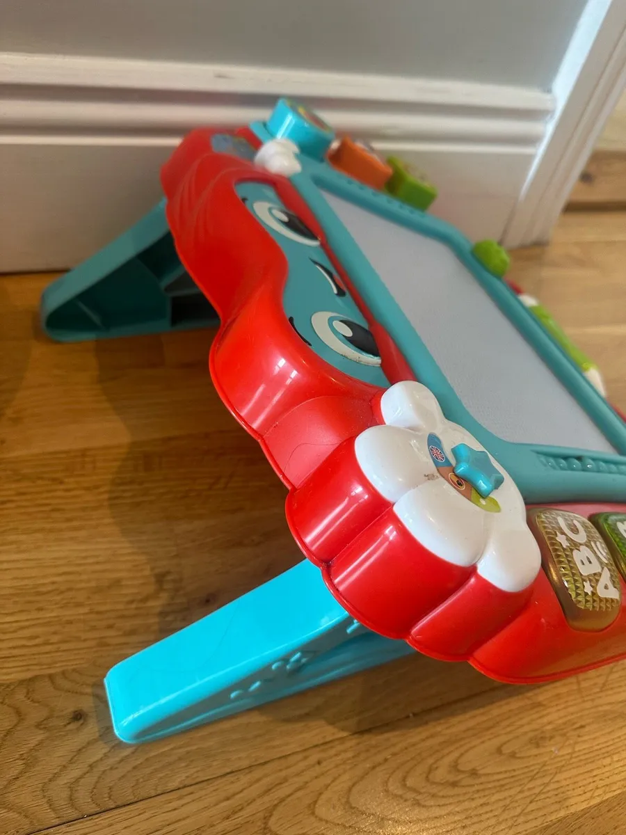 Baby Clementoni Magnetic Easel - Image 4