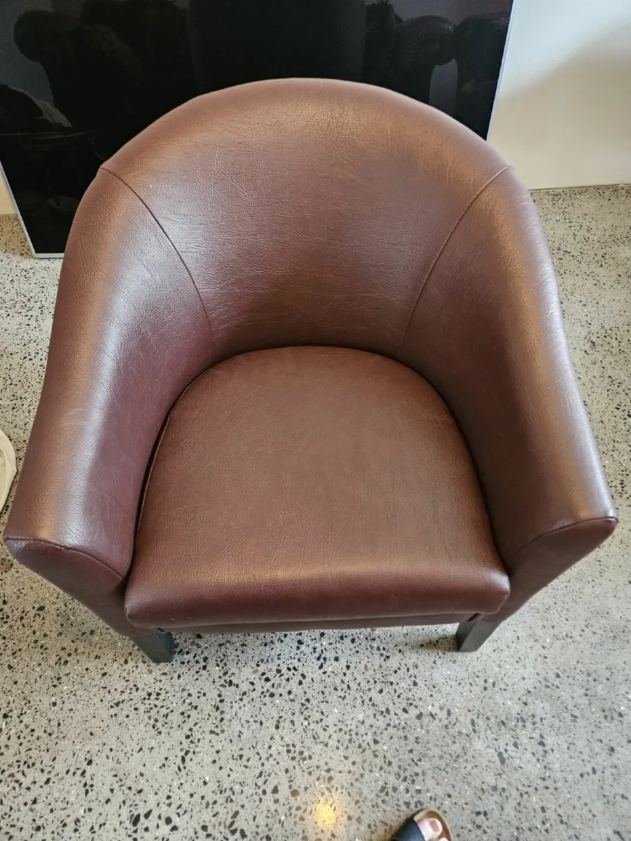 Bucket Chair - Image 1