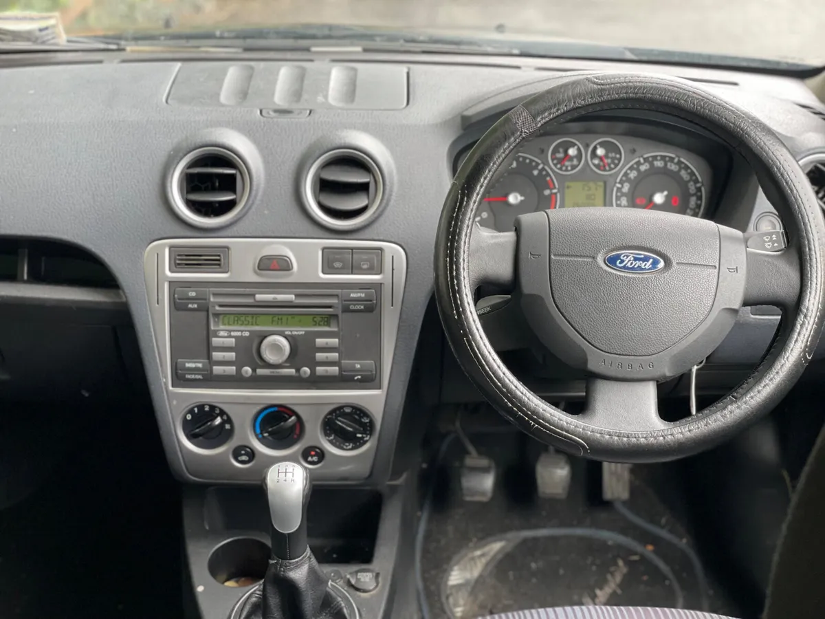 2010 Ford Fusion 1.4 diesel - Image 4
