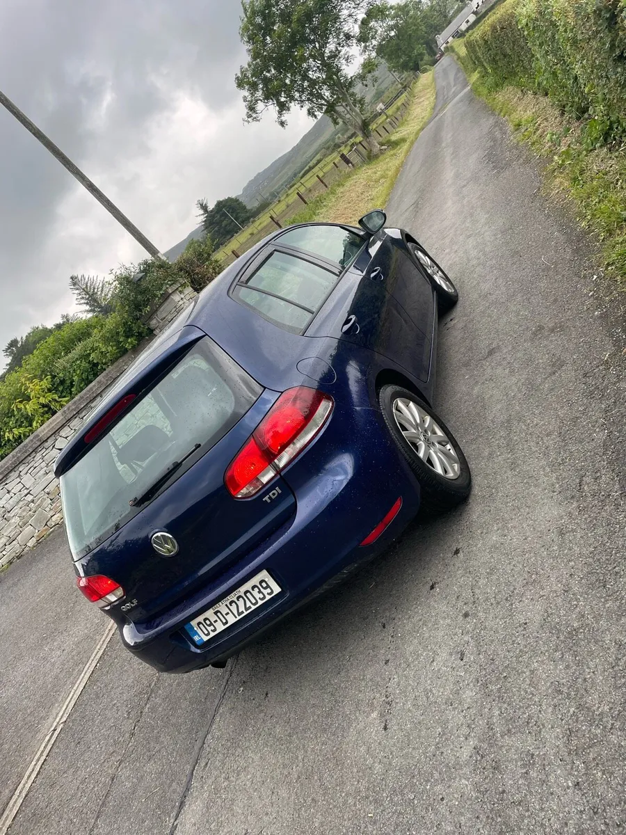 Volkswagen Golf - Image 4
