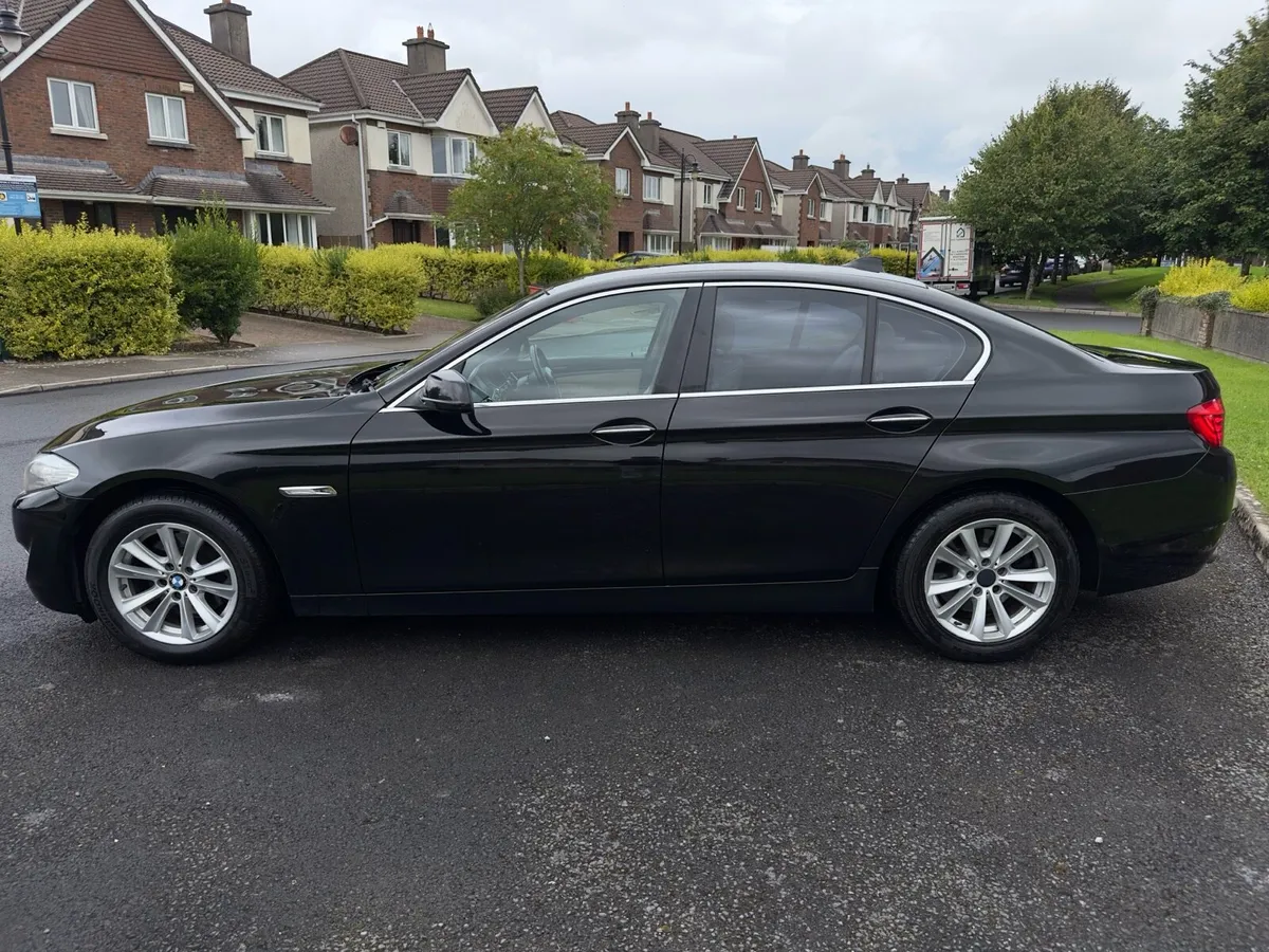 BMW 5 Series 520d SE Manual - Image 3