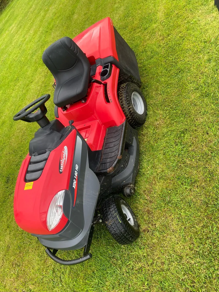 Castle garden ride on lawn mower - Image 3