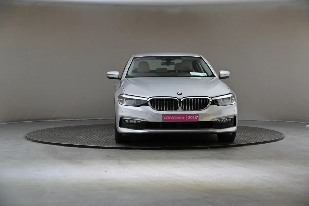 BMW 5 Series 520d SE Auto Leather - Image 2
