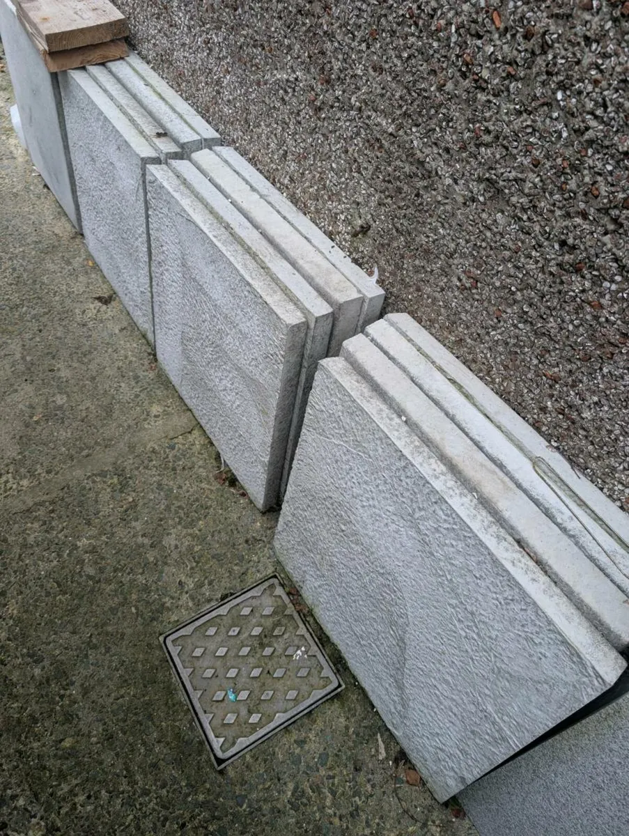 Concrete slabs 2ft x 2ft x 2" - Image 2