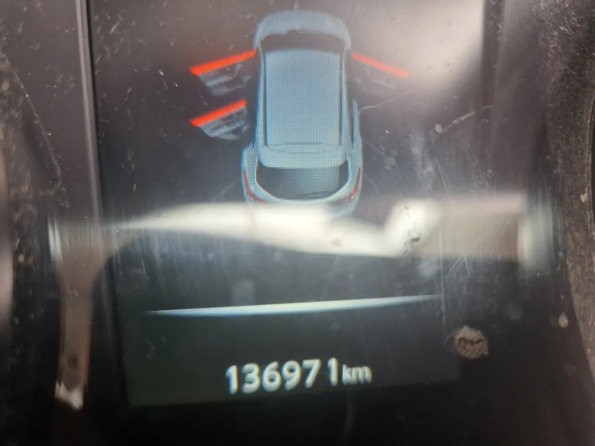 Nissan Qashqai 2015 - Image 2