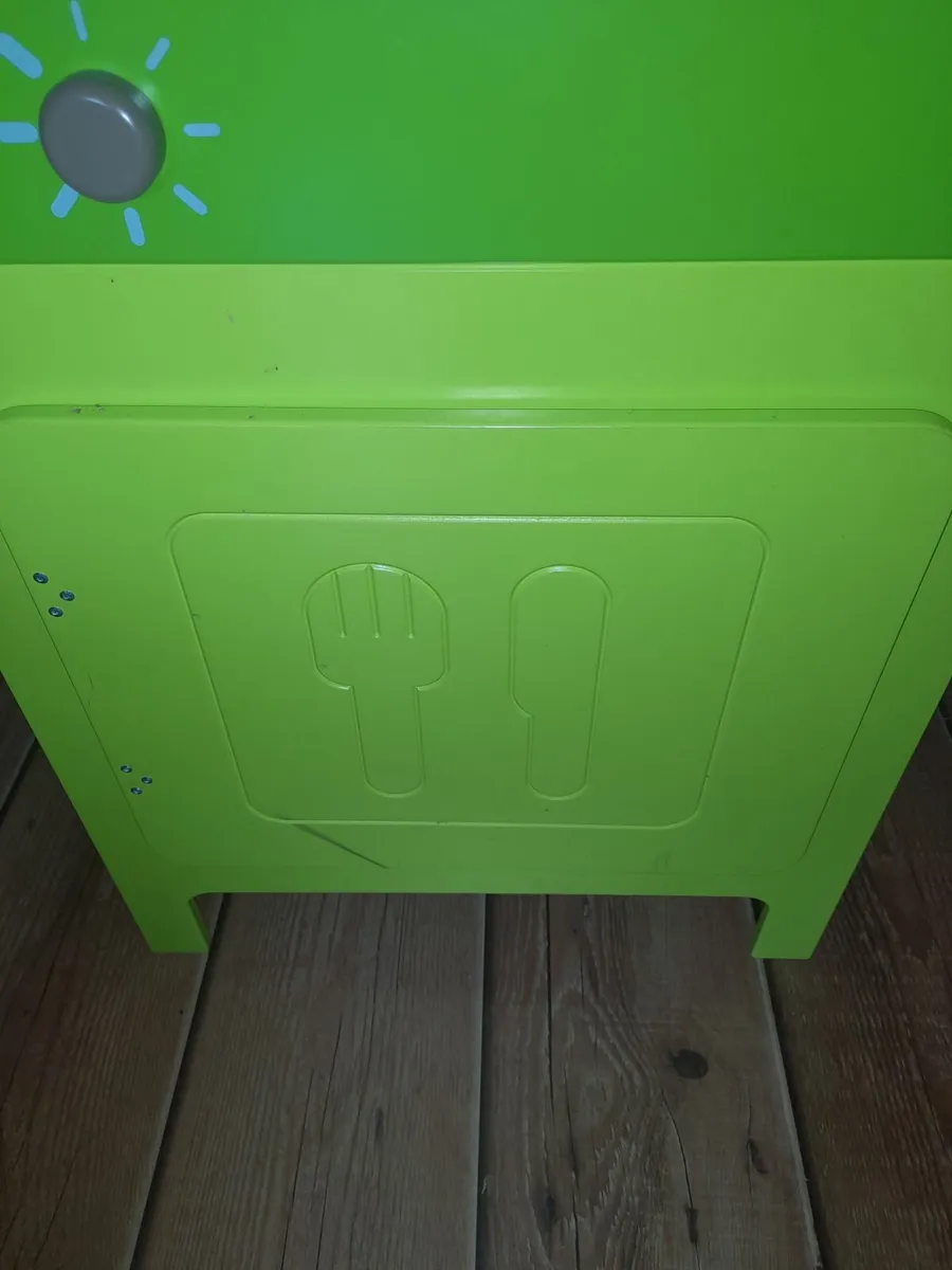 Toy kitchen - Image 2