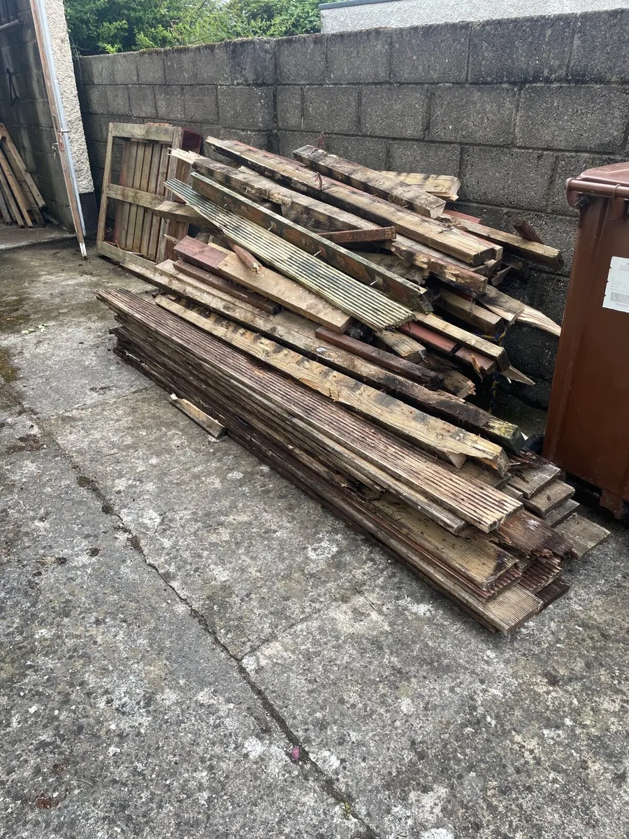 Free fire wood - Image 2