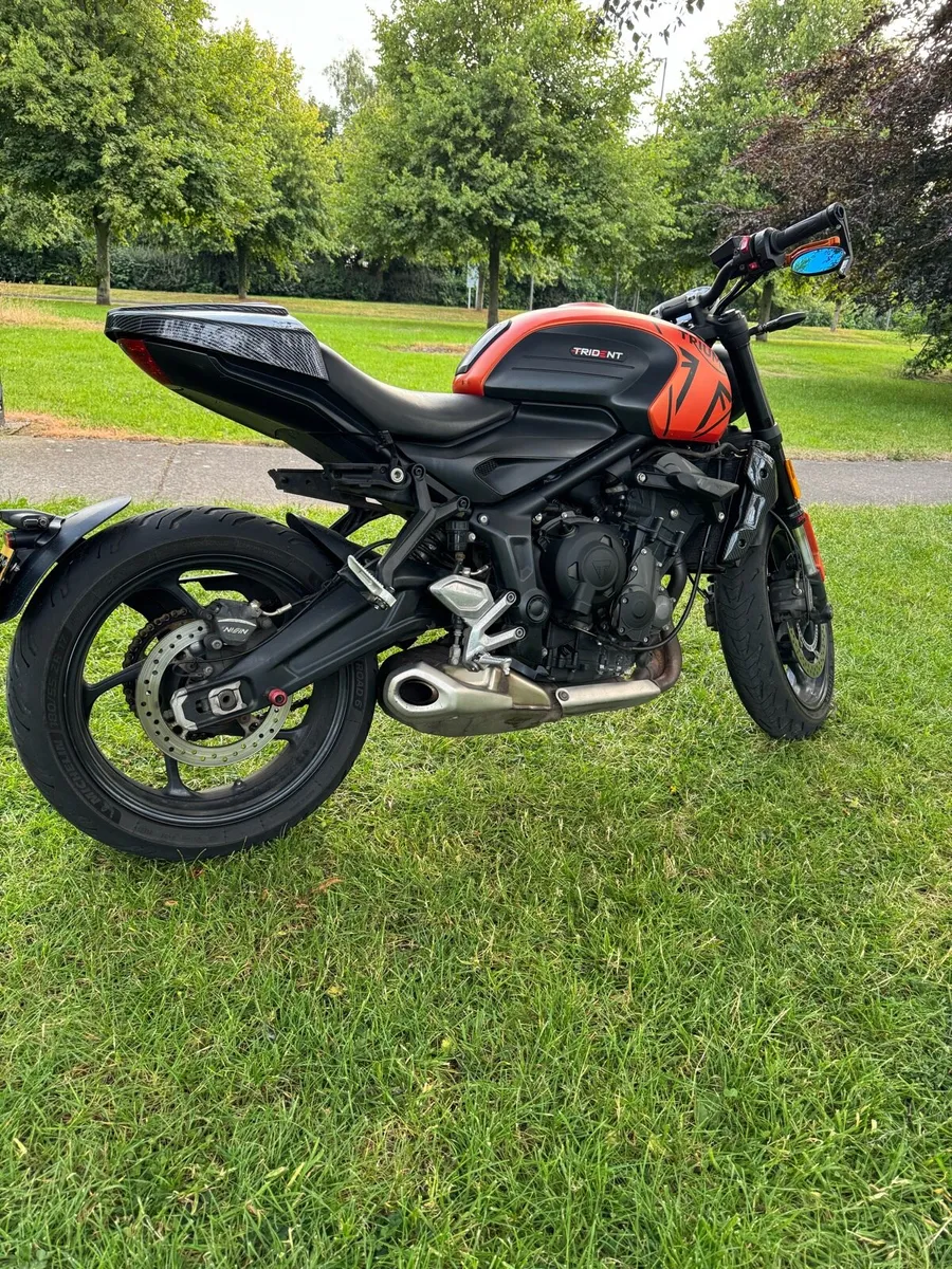 Triumph TRIDENT 660 - Image 1