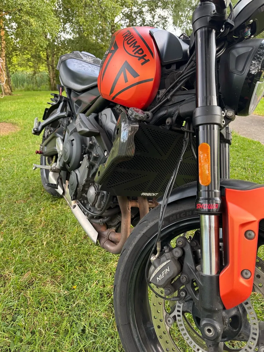 Triumph TRIDENT 660 - Image 2