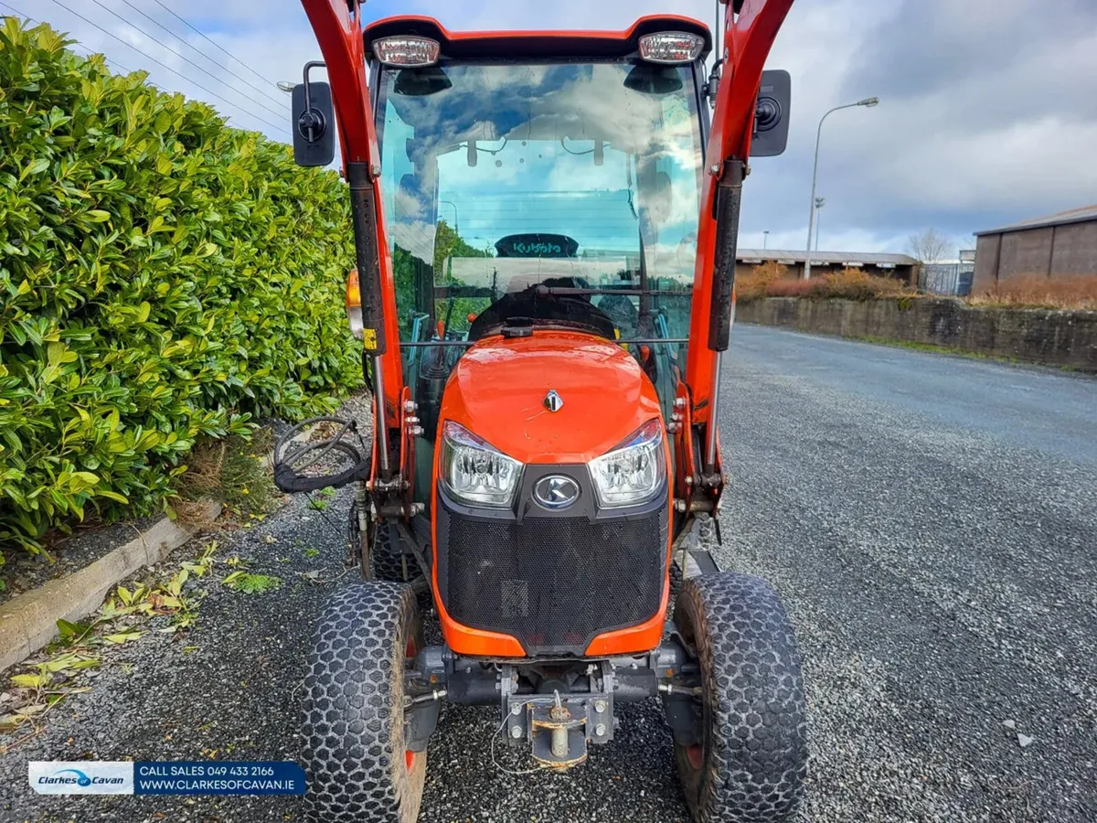 2022 Kubota B2261 Compact Tractor - Image 3