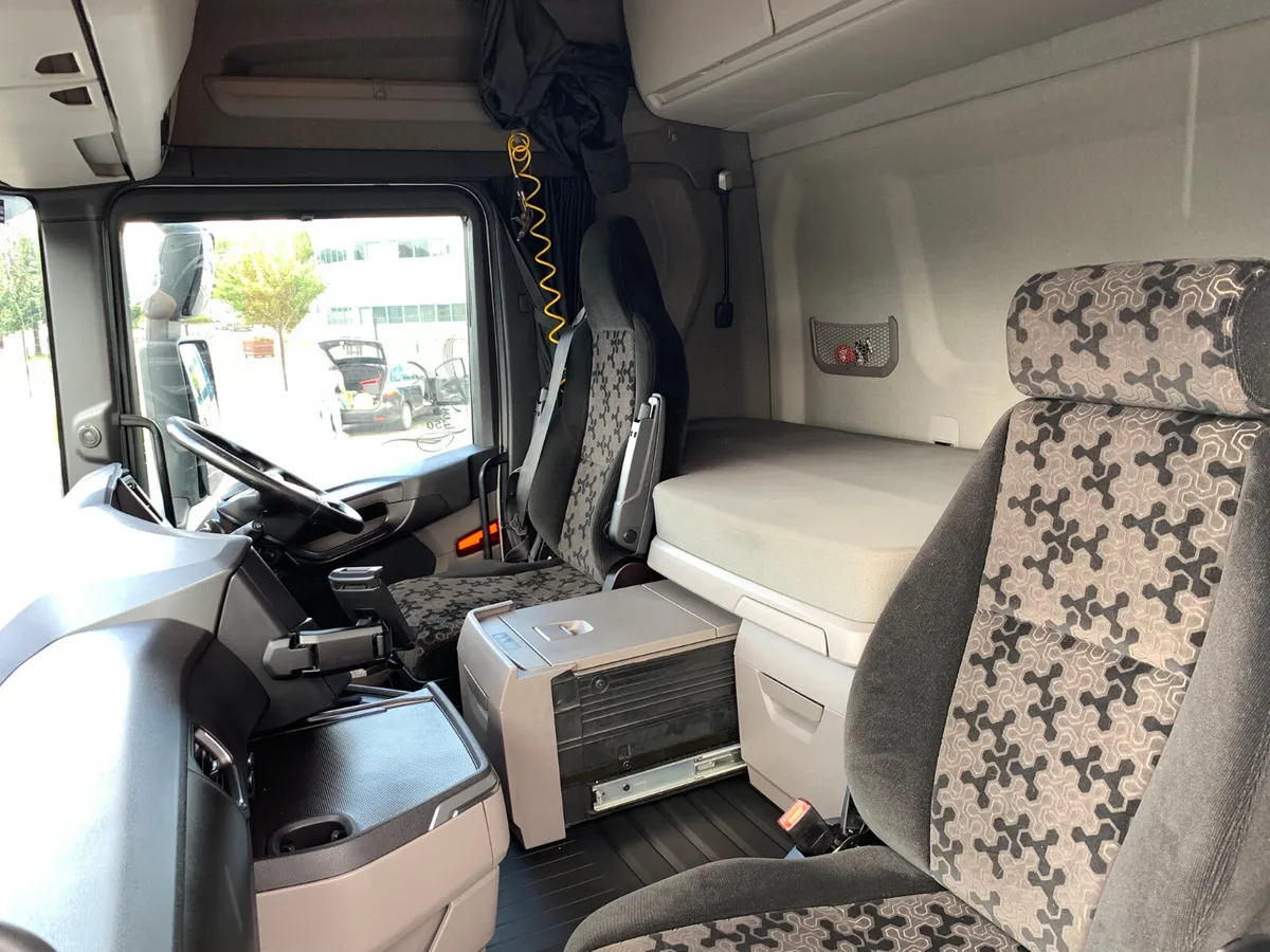 2021 Scania R450 4X2 - Image 3