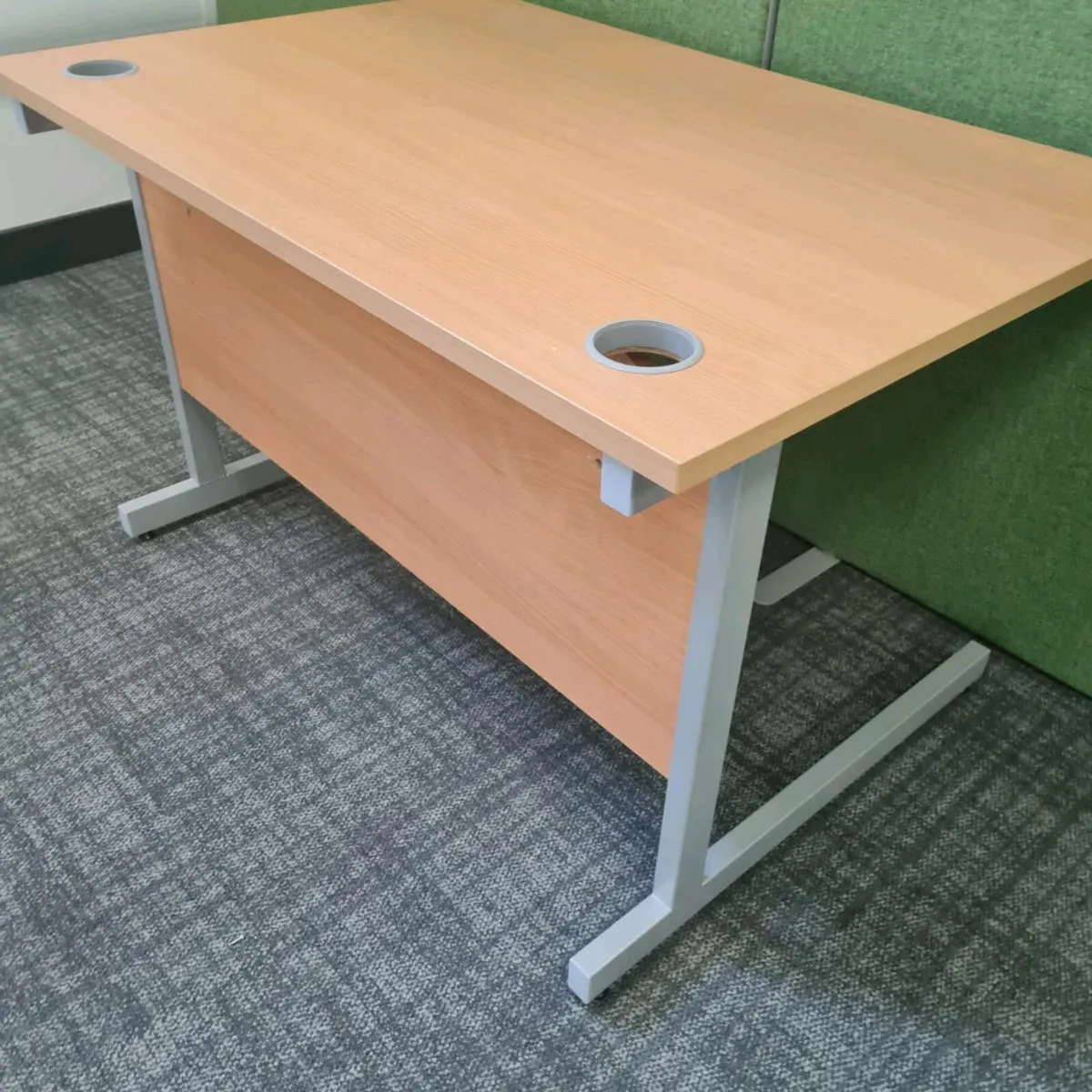 10 x beech cantilever office desks