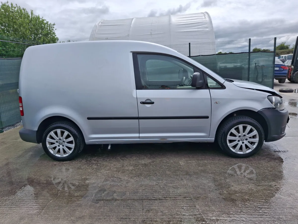 2015 Volkswagen Caddy 1.6 Tdi - Image 4