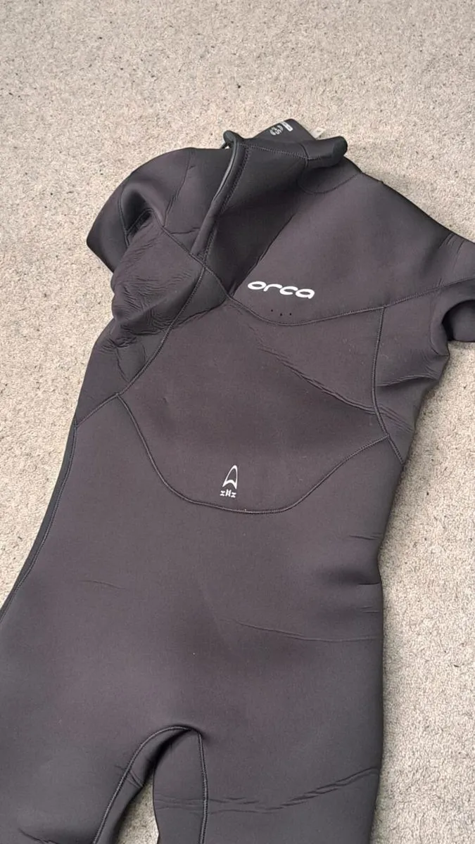 Wet suit - Image 1