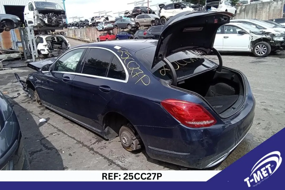 2014 MERCEDES C-CLASS BREAKING FOR PARTS - Image 1