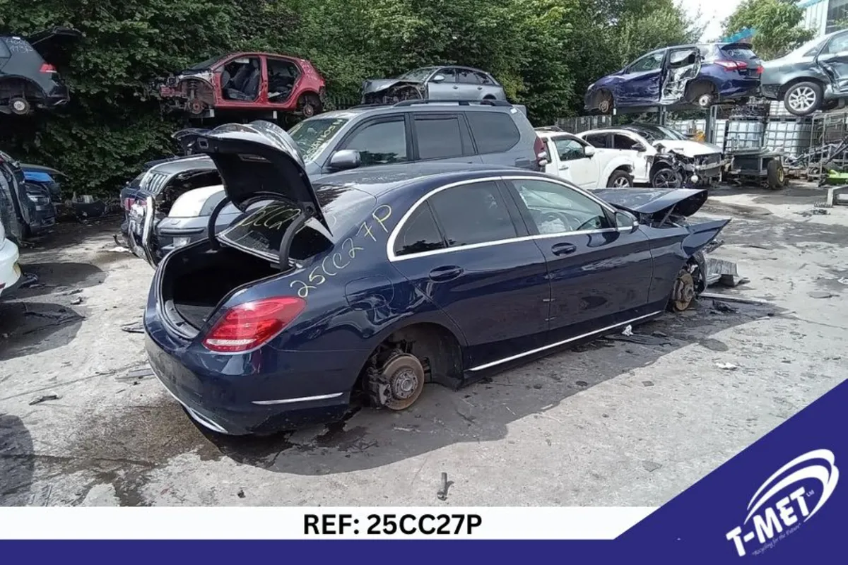 2014 MERCEDES C-CLASS BREAKING FOR PARTS - Image 3
