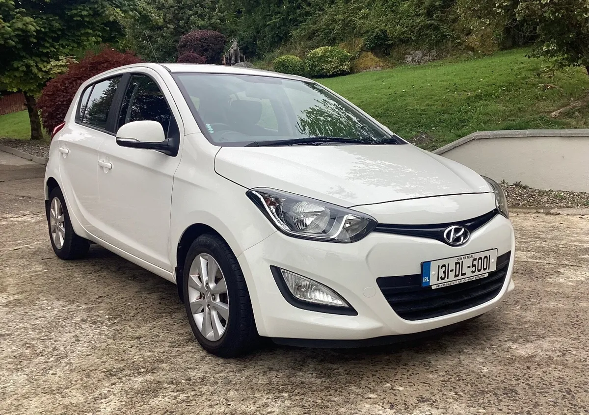 2013 Hyundai i20 1.4 Automatic 45000 miles - Image 1