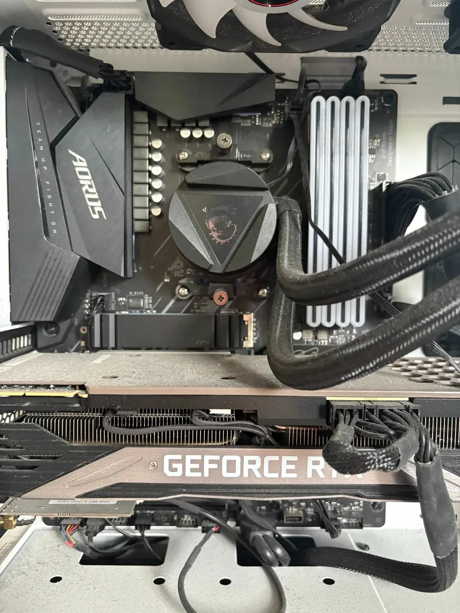 PC w/ RTX 3090, Ryzen 9 5950x, Future-Proof - Image 4