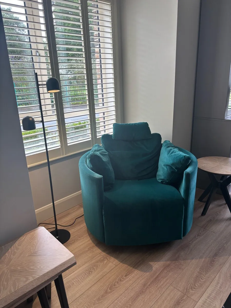 Recliner chair - Image 2