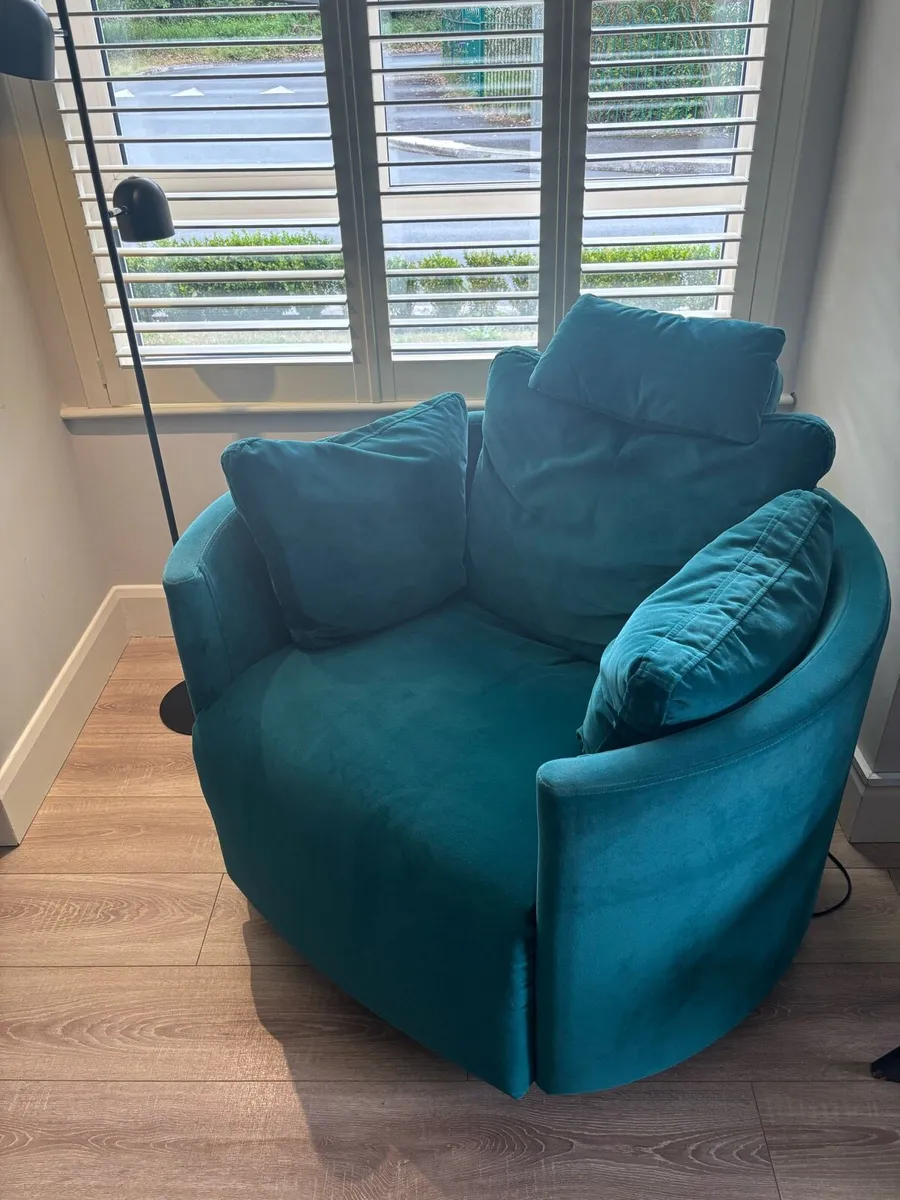 Recliner chair - Image 3