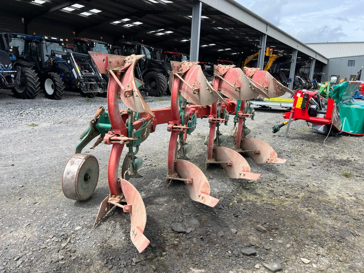 Kverneland 4 Furrow Reversible Plough - Image 1