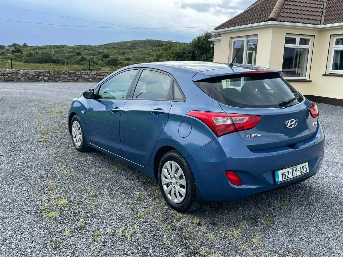 Hyundai i30 2016 1 Owner - Image 3