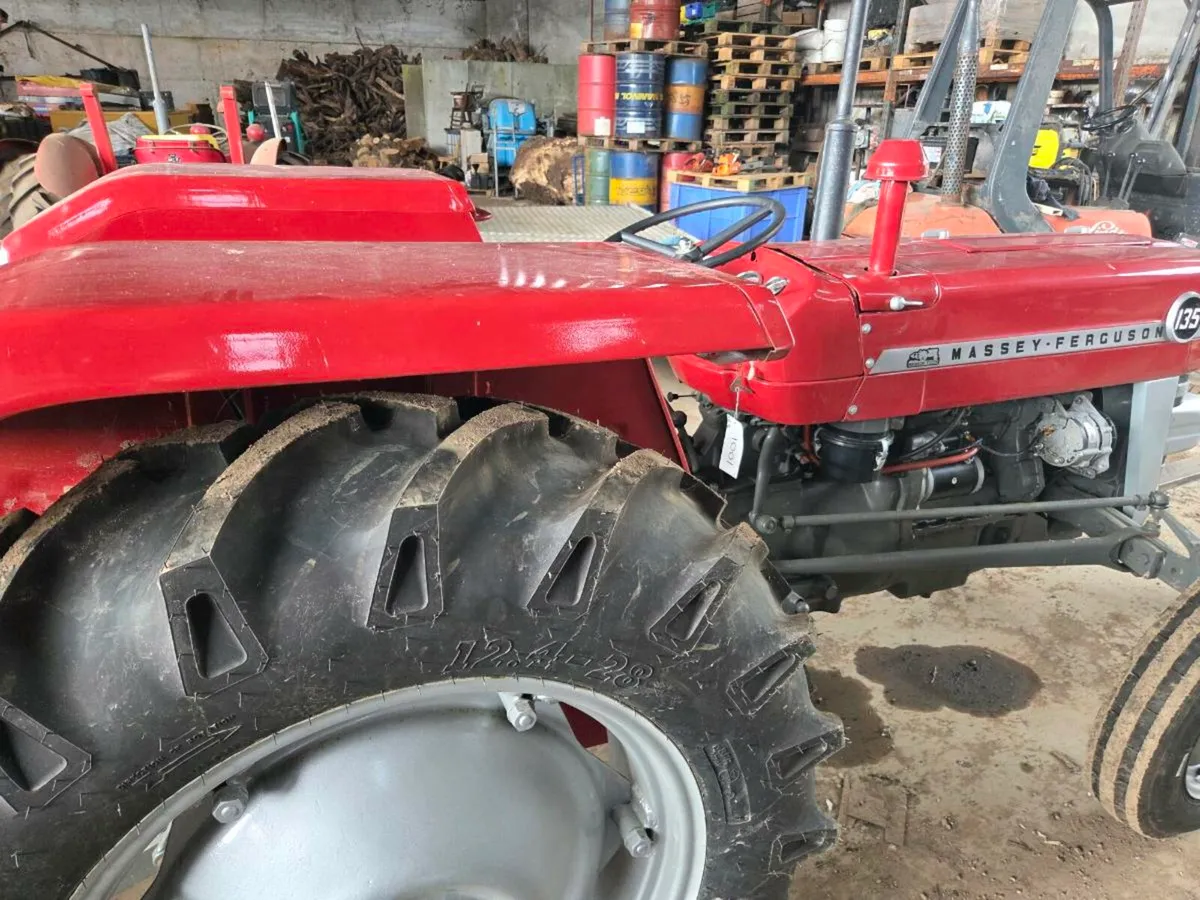 Massey ferguson 135 - Image 1