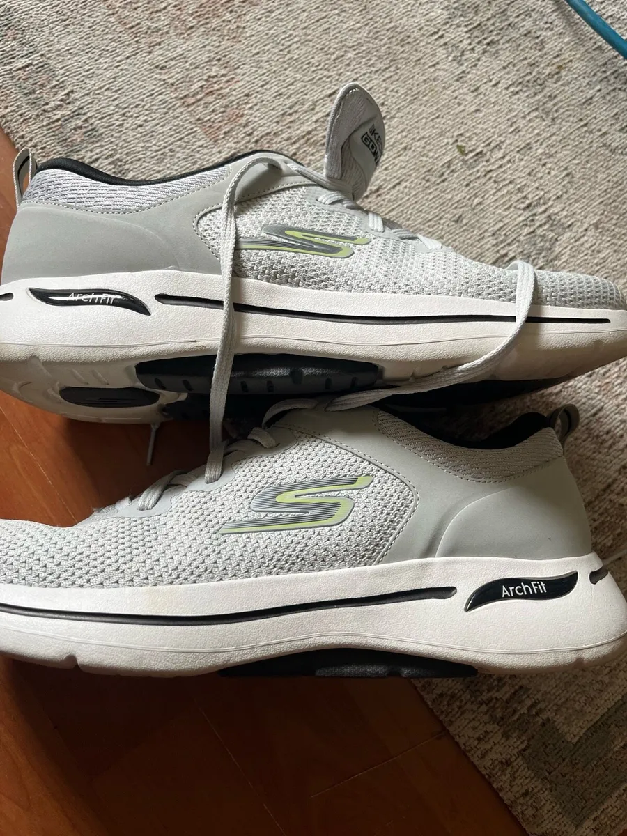 Skechers trainers - Image 2